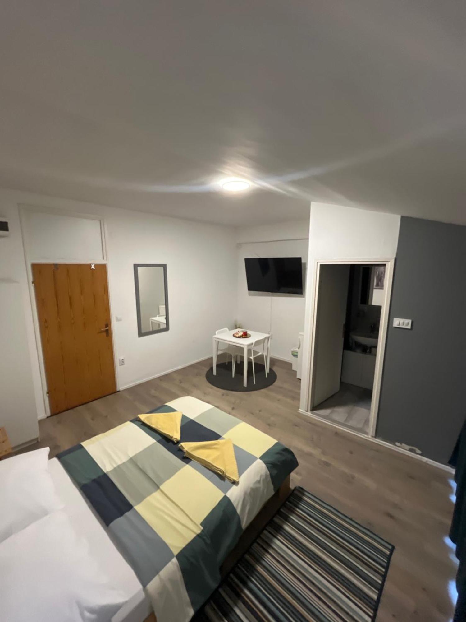Apartmani Vacanza Zagreb Buitenkant foto