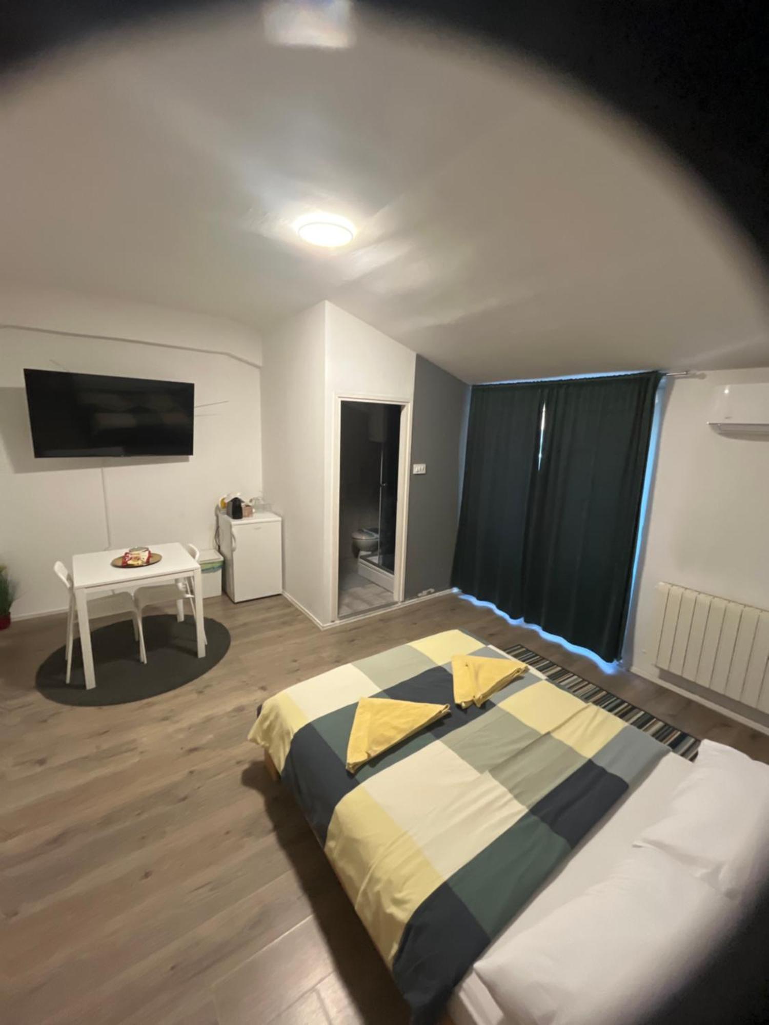 Apartmani Vacanza Zagreb Buitenkant foto