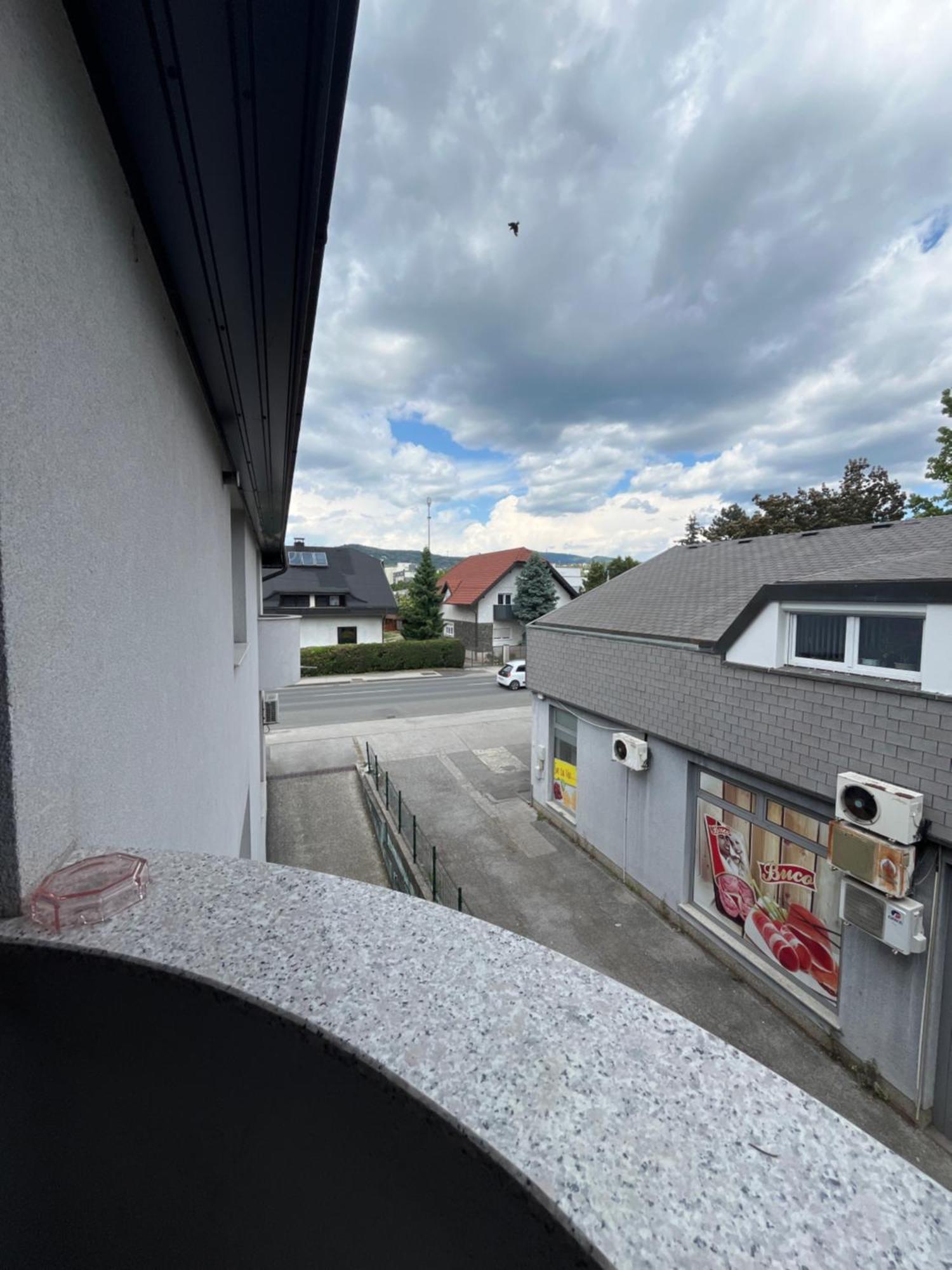 Apartmani Vacanza Zagreb Buitenkant foto
